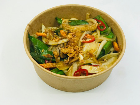 Stir Fried Duck With Lemongrass And Chilli Sauce