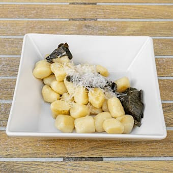 Gnocchi mit Butter und Salbei