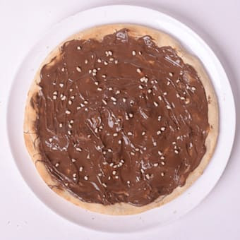 Hausgemachte Nutella-Pizza