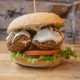 Rocky-Balboa Falafel Burger