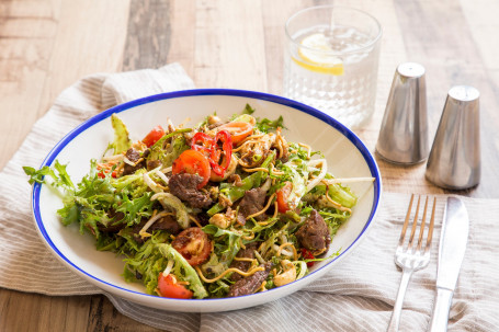 Salad With Beef Strips