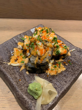 Volcano Roll (Pork Cutlet Spicy Mayo) Huǒ Shān Juǎn