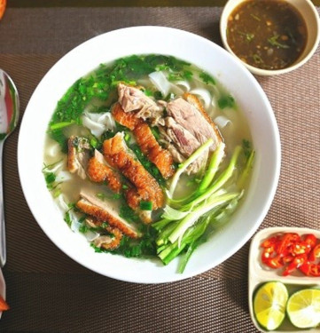 [14] Duck Noodle Soup Phở Vịt