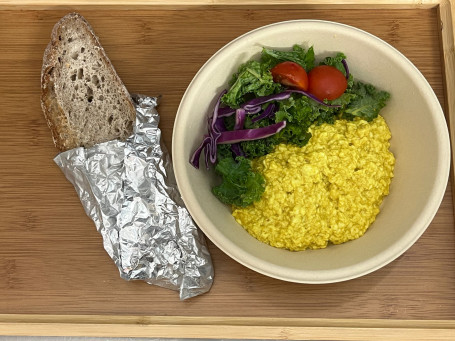 Tofu Scramble With Side Salad (V)