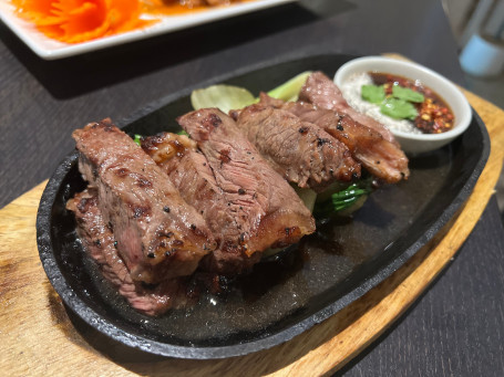 Weeping Tiger Grilled Beef เสือร้องไห้