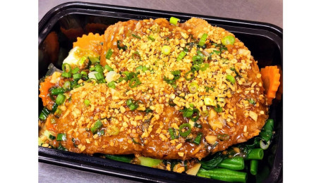 Garlic Pepper Fish (Pla-Katiem)