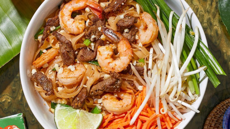 Surf Turf Pad Thai