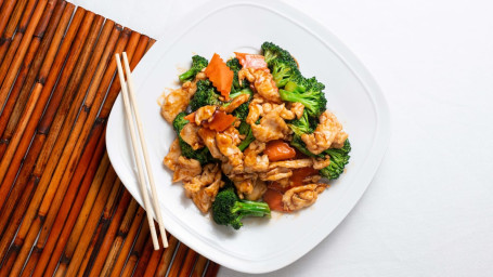 45. Chicken With Fresh Broccoli