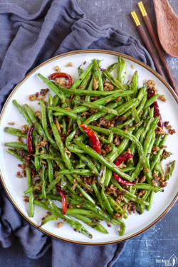 Dry Fried Green Beans With Pork Mince Gàn Biān Sì Jì Dòu