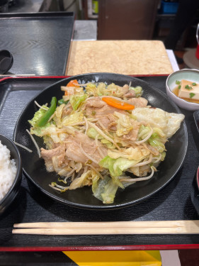 Sauteed Vegetable And Pork Set