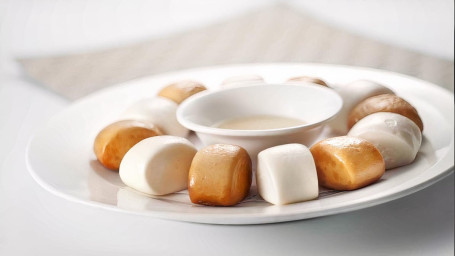 Jīn Yín Mán Tóu （Yī Dǎ） Fried And Steamed Bun With Condensed Milk (One Dozen)