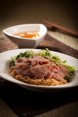 Jiāng Cōng Huá Niú Lāo Miàn Stir Noodles With Sliced Beef , Ginger And Spring Onion