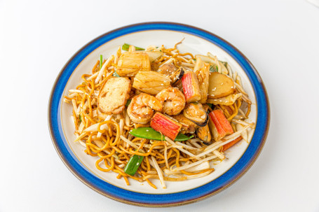 Mixed Seafood （ Chow Mein） Noodles Hǎi Xiān Chāo Miàn