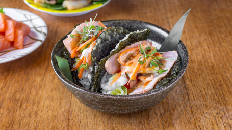 Nori Taco (2 Pcs) (Chef Recommendation)