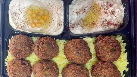 8 Falafels Plate