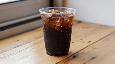 Cane Sugar Fountain Soda: Cola