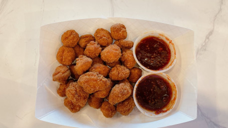 Popcorn Chicken With Honey Mustard And Sweet Spicysauce