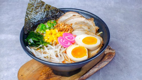 T4. Tonkotsu Classic Ramen T4. Jīng Diǎn Tún Gǔ Lā Miàn