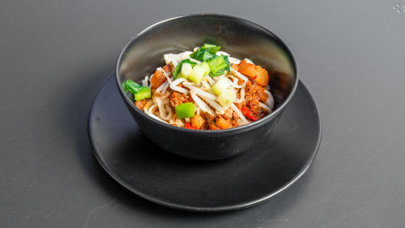 Minced Pork And Soybean Sauce Noodles Spicy Chuān Shì Là Jiàng Miàn
