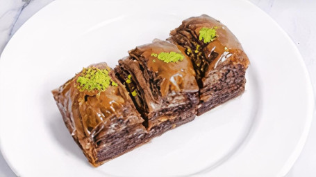 Chocolate Baklava (Pistachio)