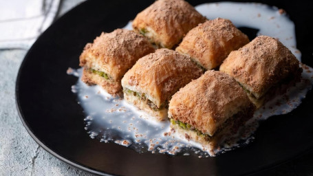 Cold Baklava (Pistachio)