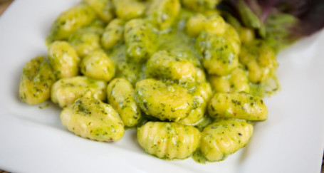 Al Basil Pesto