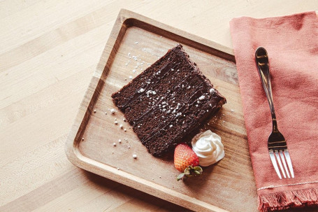 Ciao Chocolate Cake Whole