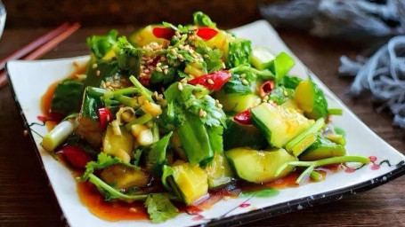 2. Cucumber Salad Liáng Bàn Huáng Guā