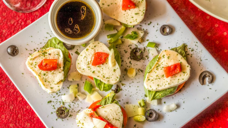 Mozzarella Tomato Al Caprese