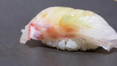 Sushi Tai (Red Snapper)
