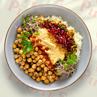 Spicy Quinoa Und Hummus Bowl