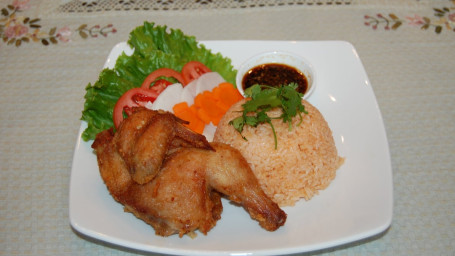 R8. Rice Half Chicken Com Ga (1 2)
