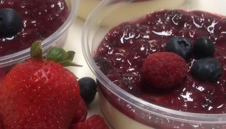 T2 Berry's Panna Cotta