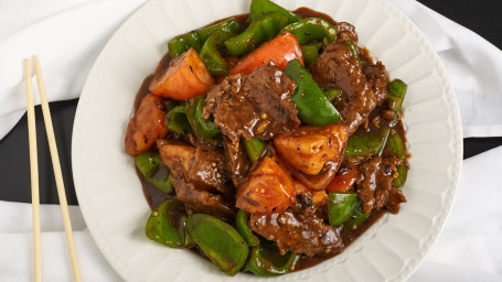 105. Beef With Pepper And Tomato Fān Jiā Qīng Jiāo Niú