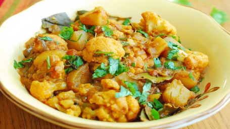 Aloo Gobi (Potato Cauliflower) (Add Rice, Naan In $1 Each)