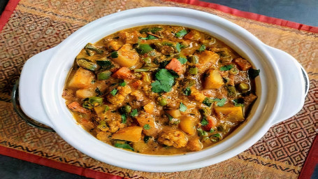Mixed Vegetable Masala (Add Rice, Naan In $1 Each)