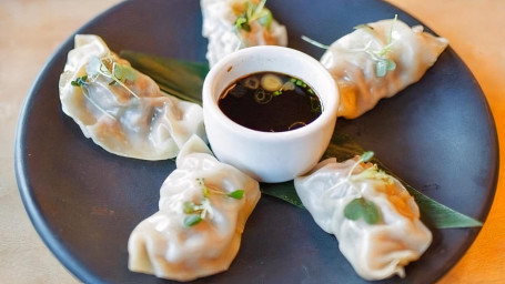 Beef Steamed Dumplings (5 Pcs)