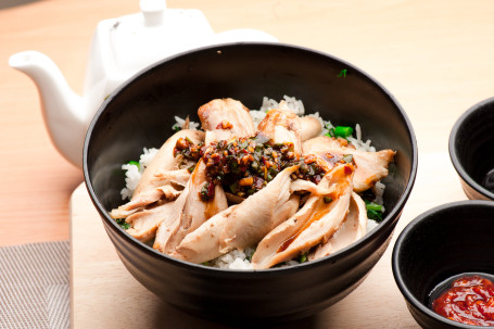 Shān Dōng Shǒu Sī Jī Fàn Roasted Chicken Rice