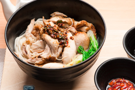 Shān Dōng Shǒu Sī Jī Miàn Roasted Chicken Noodles