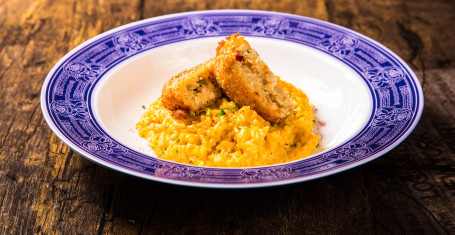 Crab Cakes With Pumpkin Rice Stew Zì Jiā Zhì Zhà Xiè Ròu Bǐng Nán Guā Jì Lián Zhī Huì Fàn