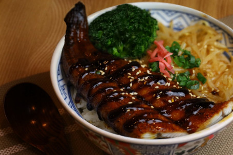 106 Grilled Eel Bowl