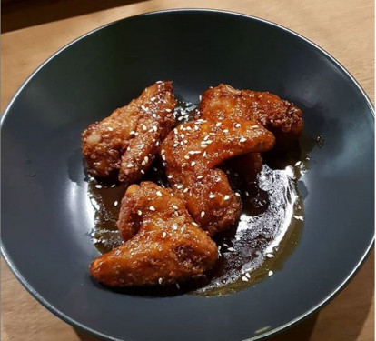 Sticky Wings (4 Pieces)