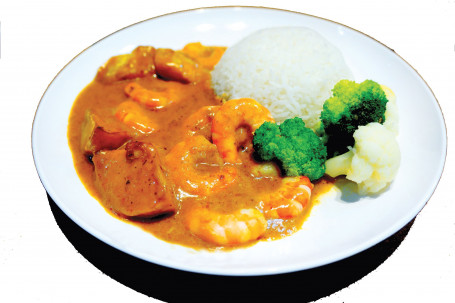 Curry Or Satay Prawns With Rice