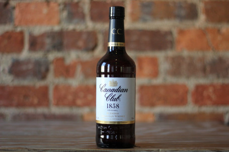 Canadian Club (700Ml)