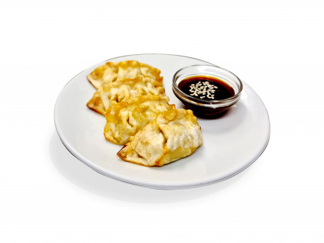 Sake Gyoza 3648; 3585; 3637; 3657; 3618; 3623; 3595; 3656; 3634 (4 Pcs)