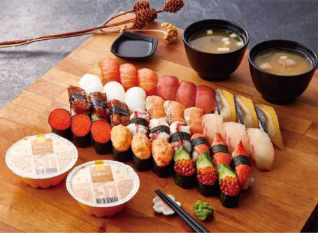 Das Ist Ein 2-Fächer-Deluxe-Sushi-Set