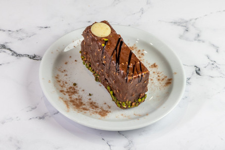 Hazelnut And Pistachio Cake