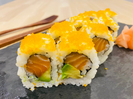 413 Salmon Avocado Roll