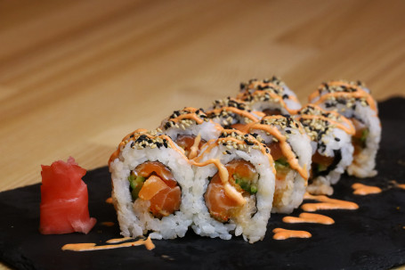 421 Spicy Salmon Roll