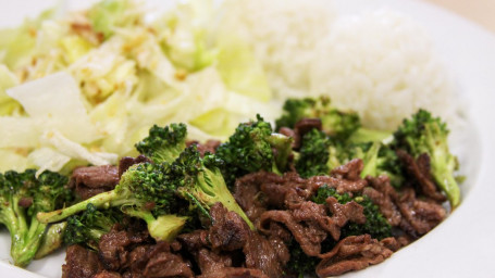 15. Broccoli Beef